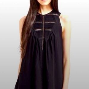 Theory M Carolina Black Sleeveless Flowy Rayon Tunic Tank with Cutout Detail